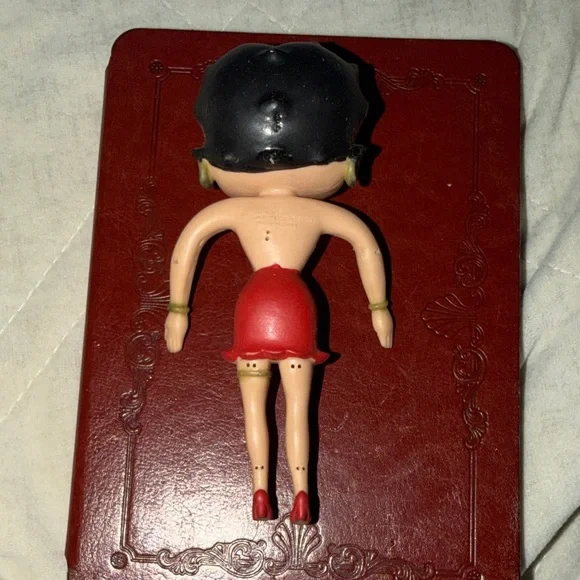 Vintage Betty Boop Red Dress Cartoon Figurine - Picture 3 of 5